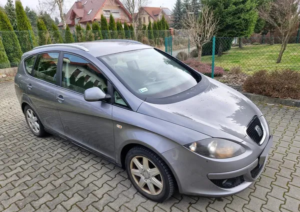 samochody osobowe Seat Altea XL cena 14500 przebieg: 297000, rok produkcji 2009 z Szydłowiec